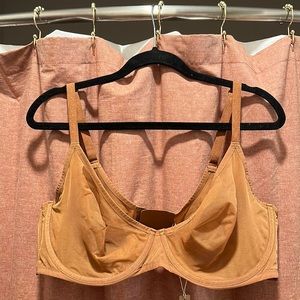Never Been Worn SKIMS Ultra Fine Mesh Bra Size Bronze Color